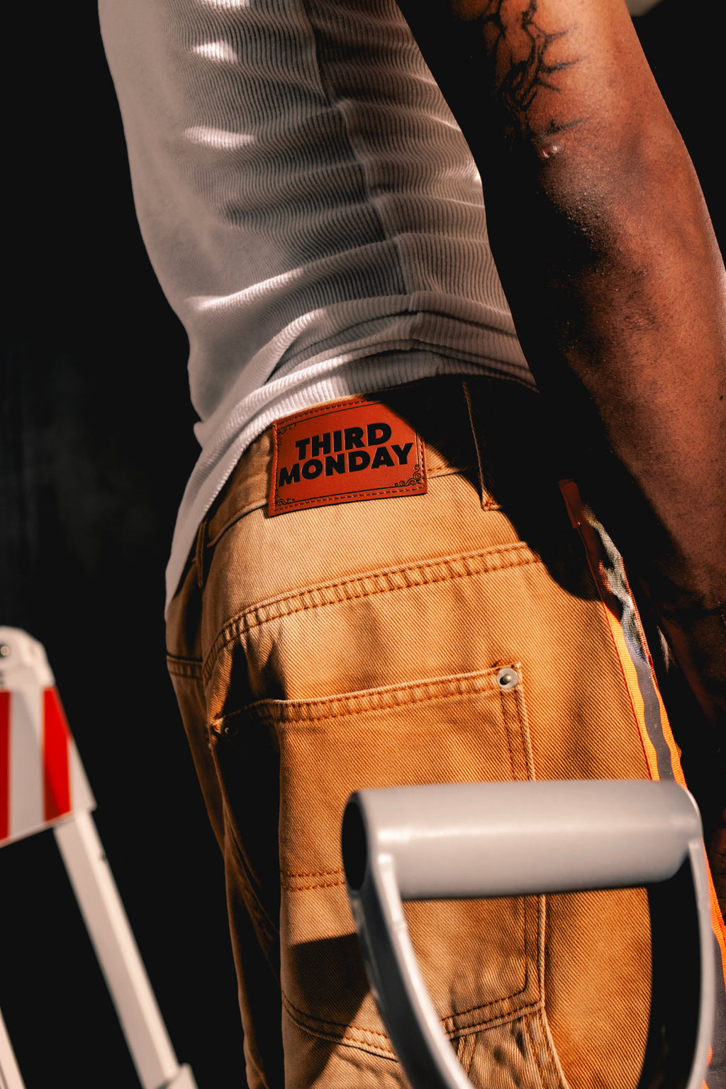 HI-VIS CARPENTER SHORTS